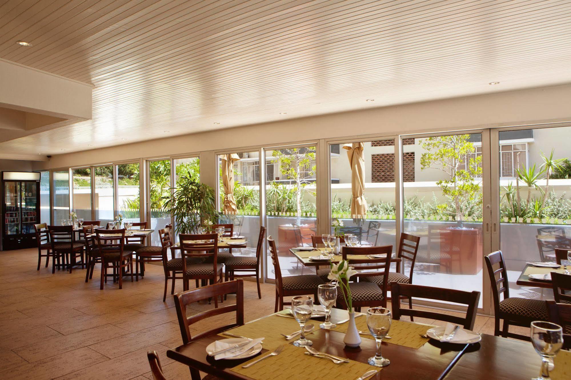 Protea Hotel By Marriott Cape Town Cape Castle מראה חיצוני תמונה